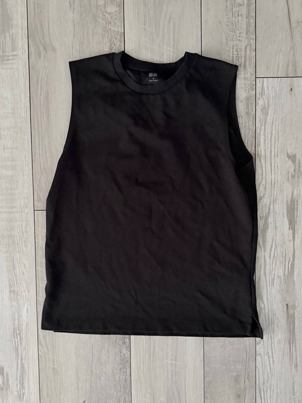 Uniqlo Airism Sleeveless T-Shirt Tank Top